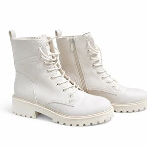 GUESS White Combat Boots | Lace-Up & Side Zip | Size 7.5 | Worn Once